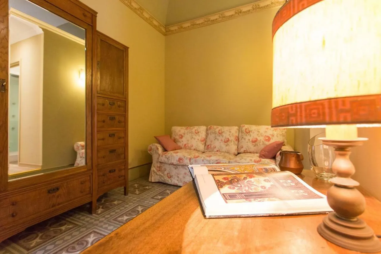 B&B Porta Carolina Palermo 2*,  Italy